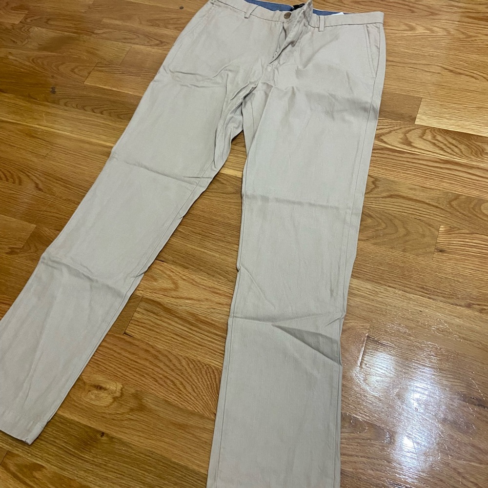 Banana Republic Men’s Aiden Fit Pants